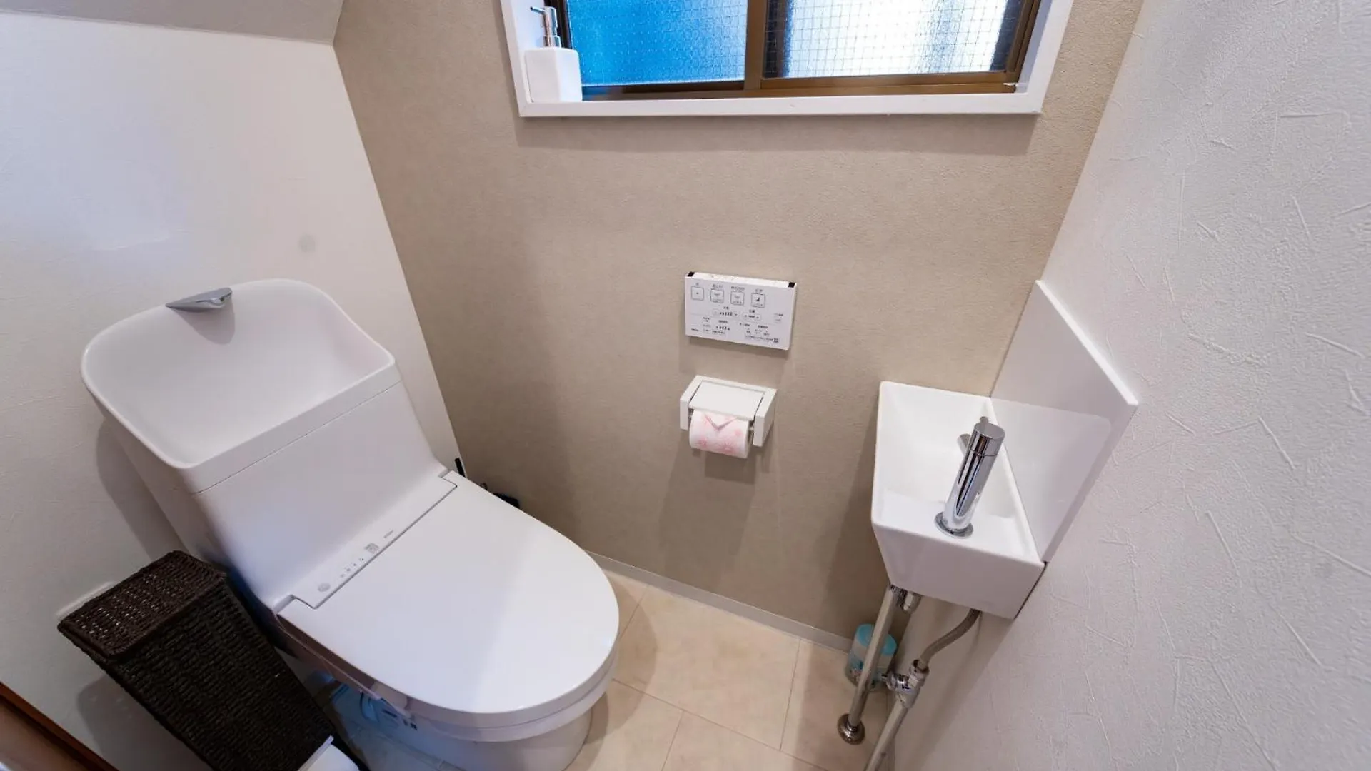 Дом отдыха Shinjuku Nakai House - Vacation Stay 11166V Токио